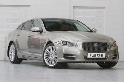 Lot 290 - 2011 Jaguar XJ 5.0 V8 Luxury