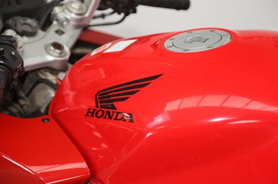 Lot 37 - 2002 Honda VFR800 F2