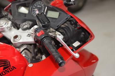 Lot 37 - 2002 Honda VFR800 F2