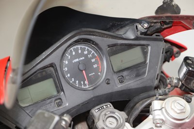 Lot 37 - 2002 Honda VFR800 F2