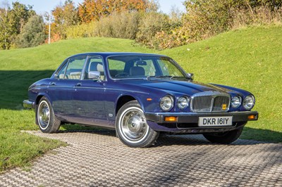 Lot 41 - 1982 Daimler Sovereign 4.2