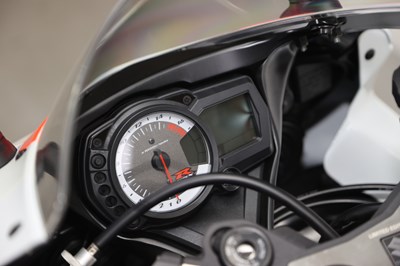 Lot 8 - 2010 Suzuki GSXR750 K8 25th Anniversary