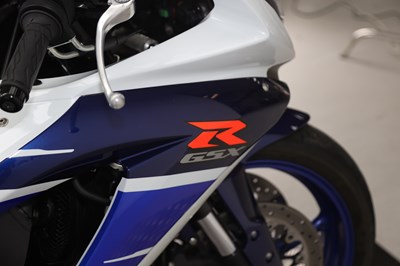 Lot 8 - 2010 Suzuki GSXR750 K8 25th Anniversary