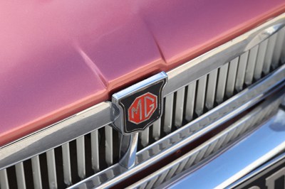 Lot 267 - 1966 MG B GT