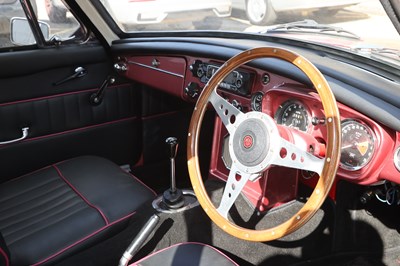Lot 267 - 1966 MG B GT