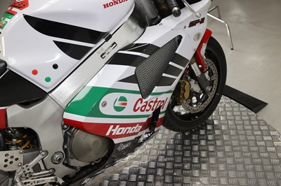 Lot 25 - 2001 Honda VTR1000 SP1