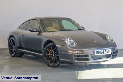 Lot 127 - 2004 Porsche 911 Carrera 2