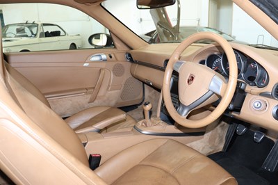 Lot 127 - 2004 Porsche 911 Carrera 2