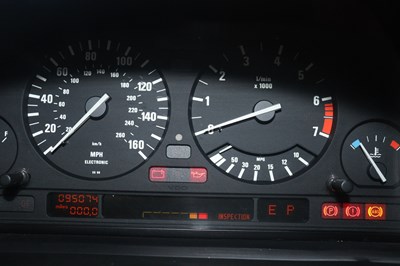 Lot 104 - 1989 BMW 730i SE Auto