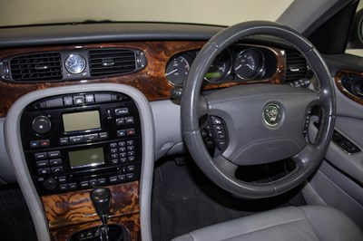 Lot 119 - 2006 Jaguar XJ Executive TDVI Auto