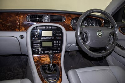 Lot 119 - 2006 Jaguar XJ Executive TDVI Auto