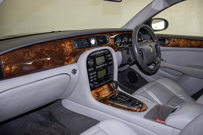 Lot 119 - 2006 Jaguar XJ Executive TDVI Auto