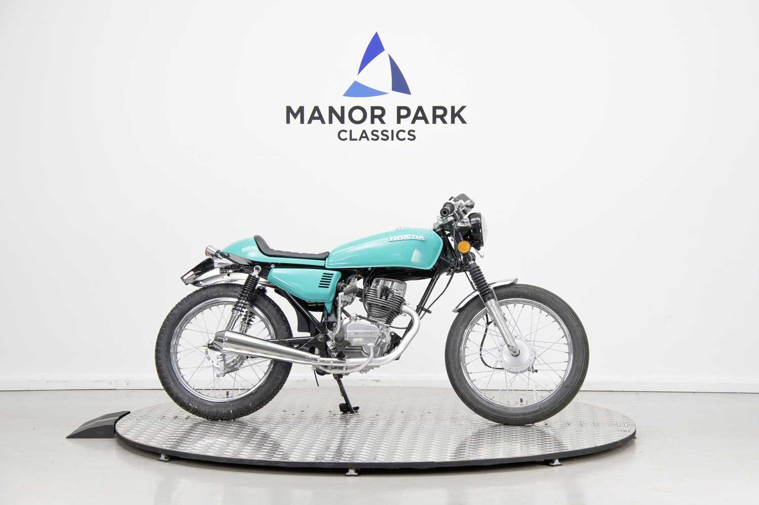 Lot 30 - 1984 Honda CG125 Café Racer