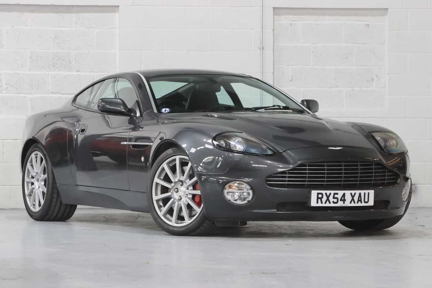 Lot 15 - 2004 Aston Martin Vanquish S