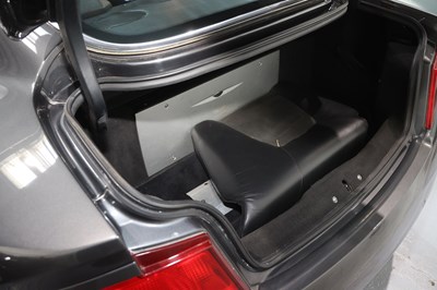 Lot 15 - 2004 Aston Martin Vanquish S