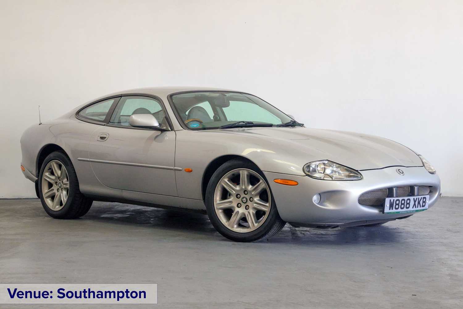 Lot 138 - 2000 Jaguar XK8 Coupe