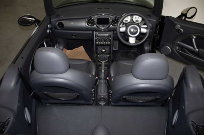 Lot 136 - 2004 Mini Cooper Convertible