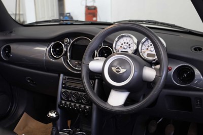Lot 136 - 2004 Mini Cooper Convertible
