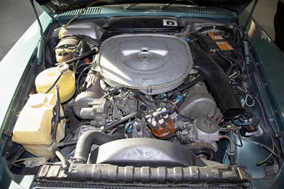 Lot 123 - 1983 Mercedes-Benz 500SL