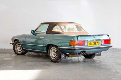 Lot 123 - 1983 Mercedes-Benz 500SL
