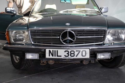 Lot 123 - 1983 Mercedes-Benz 500SL