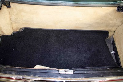 Lot 123 - 1983 Mercedes-Benz 500SL