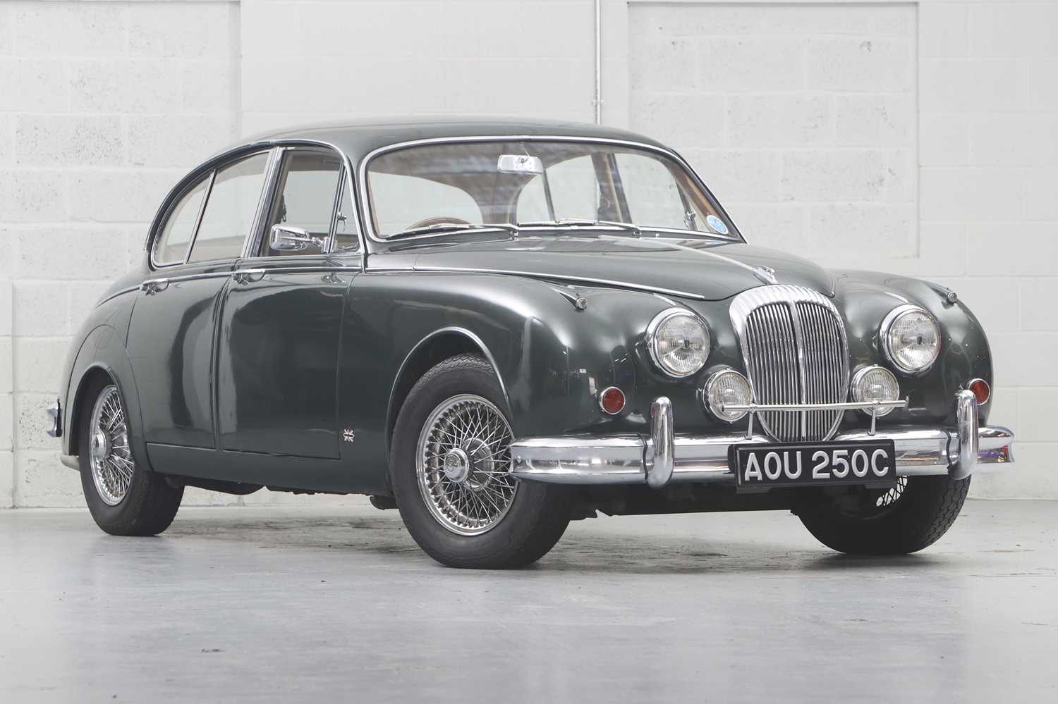 Lot 260 - 1965 Daimler V8-250