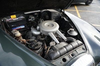 Lot 260 - 1965 Daimler V8-250