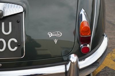 Lot 260 - 1965 Daimler V8-250