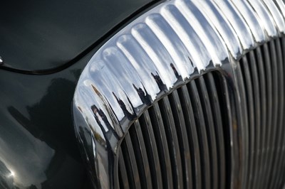 Lot 260 - 1965 Daimler V8-250
