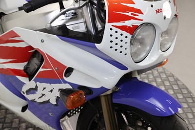 Lot 8 - 1992 Honda CBR900RR Fireblade