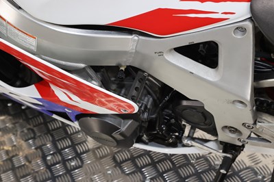 Lot 8 - 1992 Honda CBR900RR Fireblade