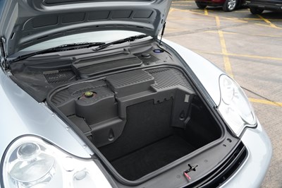 Lot 18 - 2002 Porsche 911 GT2