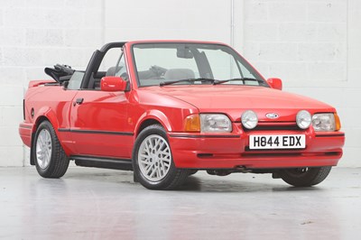 Lot 290 - 1990 Ford Escort XR3i Cabriolet