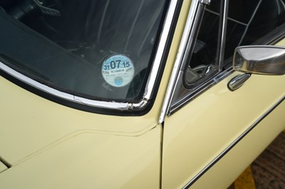 Lot 202 - 1969 MG B GT