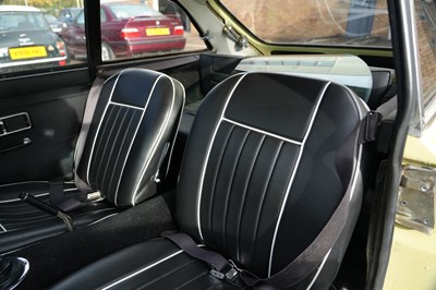 Lot 202 - 1969 MG B GT