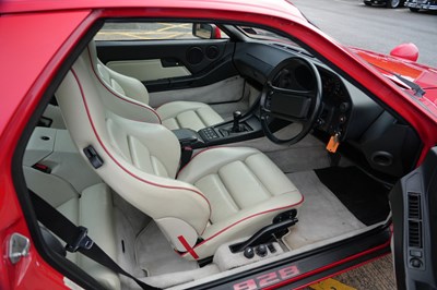 Lot 9 - 1990 Porsche 928 GT