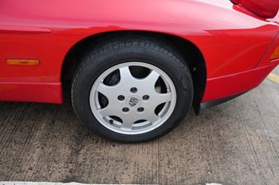 Lot 9 - 1990 Porsche 928 GT