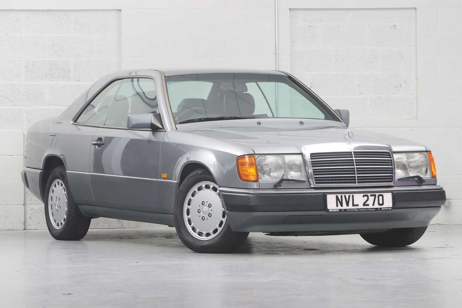 Lot 231 - 1989 Mercedes-Benz 300 CE