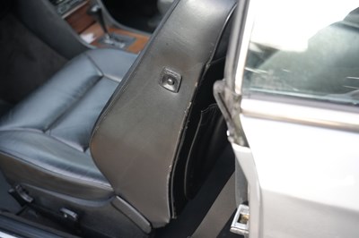 Lot 231 - 1989 Mercedes-Benz 300 CE