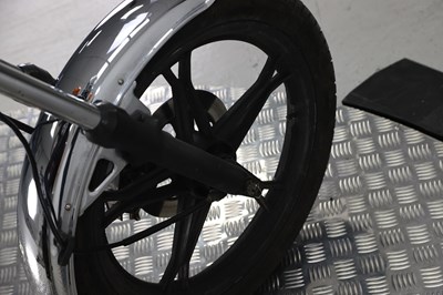 Lot 18 - 2006 Suzuki GN125