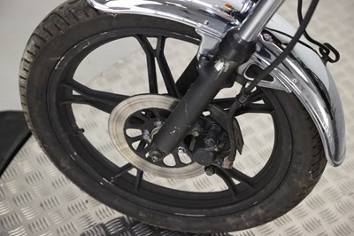 Lot 18 - 2006 Suzuki GN125
