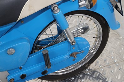 Lot 4 - 1980 Honda C70