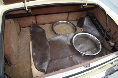 Lot 24 - 1976 Rolls-Royce Corniche Convertible