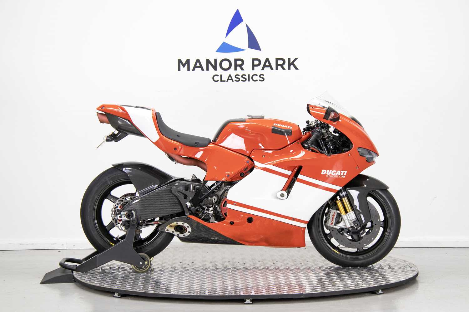 Lot 17 - 2008 Ducati Desmosedici RR