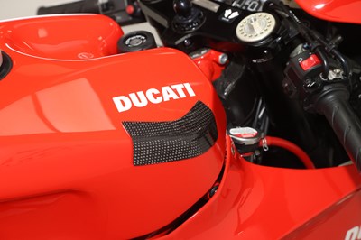 Lot 17 - 2008 Ducati Desmosedici RR