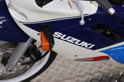 Lot 57 - 1988 Suzuki GSXR750J Slingshot