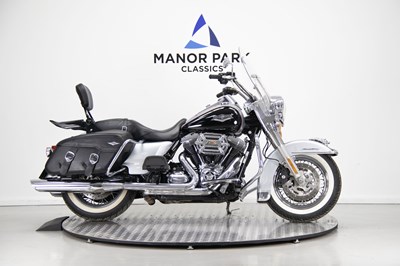 Lot 51 - 2015 Harley Davidson FLHRC Road King Classic