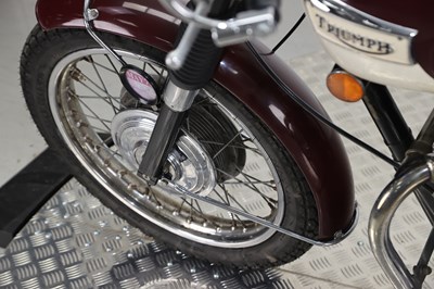 Lot 17 - 1972 Triumph T100R Daytona