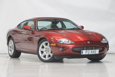 Lot 271 - 1996 Jaguar XK8 4.0